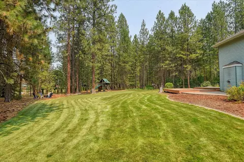 Exterior - 4309 E Pineglen Rd, Mead, WA 99021 photo 5 of 9