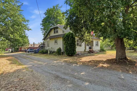 Exterior - 9922 E Upriver Dr, Spokane, WA 99206 photo 8 of 13
