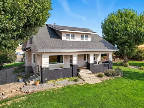 Exterior - 3703 Plaza Rd, Rosalia, WA 99170 photo 2 of 10