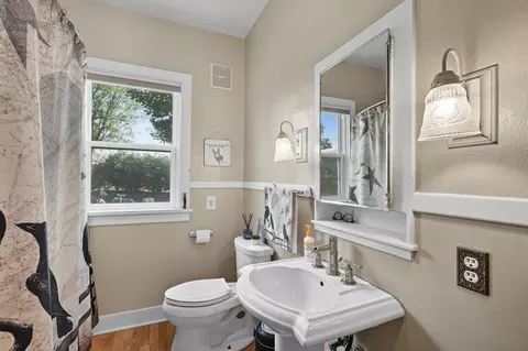 Bath - 3703 Plaza Rd, Rosalia, WA 99170 photo 1 of 2