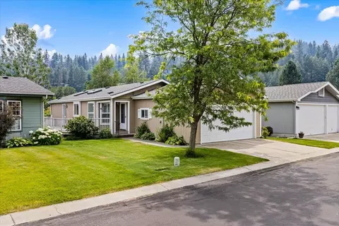 1041 W Sunny Creek Cir, Spokane, WA 99224