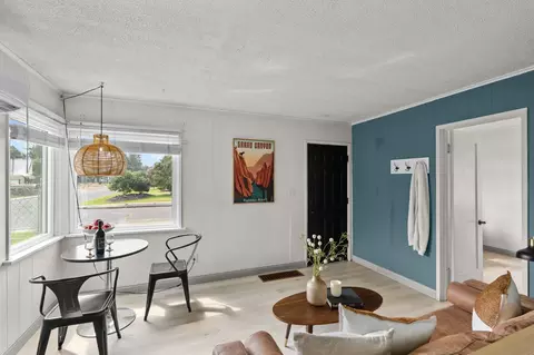 Living - 727 E Crown Ave, Spokane, WA 99207 photo 3 of 3