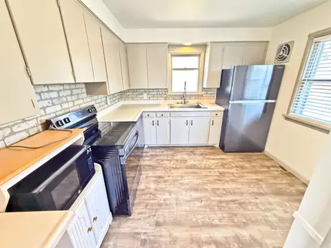 Kitchen - 4009 E Pratt Ave, Spokane, WA 99202 photo 1 of 2