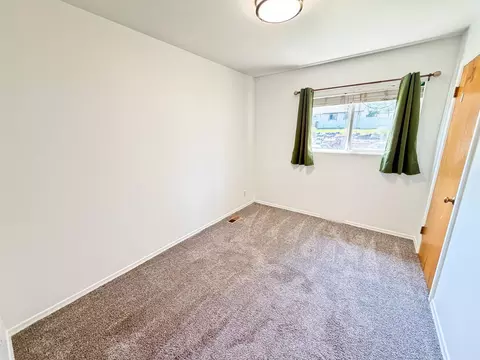 Bedroom - 4009 E Pratt Ave, Spokane, WA 99202 photo 1 of 4