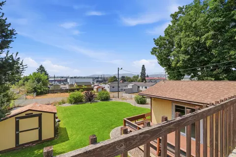 Exterior - 13112 E Main Ave, Spokane Valley, WA 99216 photo 4 of 10