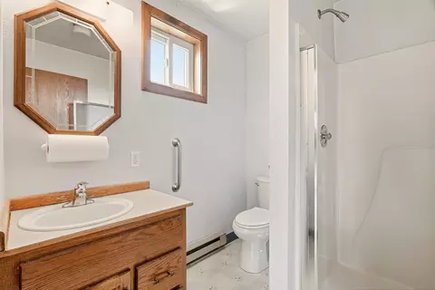 Bath - 13112 E Main Ave, Spokane Valley, WA 99216 photo 4 of 4