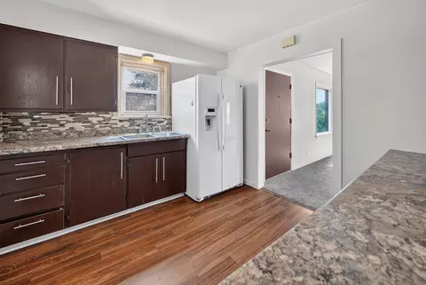 Kitchen - 2921 E Hoffman Ave, Spokane, WA 99207 photo 3 of 4