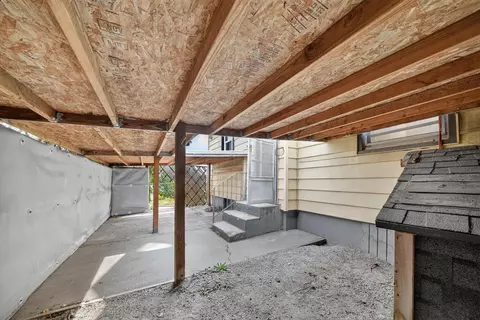 Exterior - 2921 E Hoffman Ave, Spokane, WA 99207 photo 11 of 15