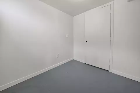 Bedroom - 2921 E Hoffman Ave, Spokane, WA 99207 photo 4 of 5