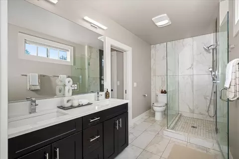 Bath - 310 E 10th Ave, Spokane, WA 99202 photo 2 of 3
