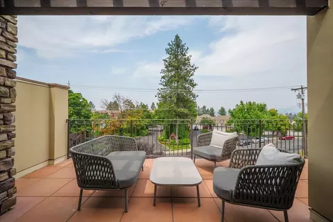Exterior - 310 E 10th Ave, Spokane, WA 99202 photo 3 of 5