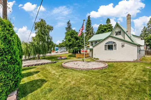 40540 Lakeside Rd, Loon Lake, WA 99148