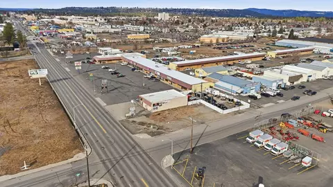 1327 E Francis Ave, Spokane, WA 99216 photo 4