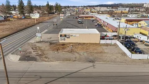 1327 E Francis Ave, Spokane, WA 99216 photo 2