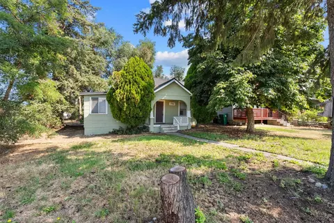 Exterior - 1701 E Desmet Ave, Spokane, WA 99202 photo 8 of 11