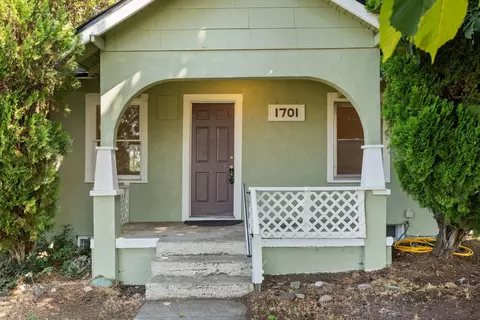 Exterior - 1701 E Desmet Ave, Spokane, WA 99202 photo 2 of 11