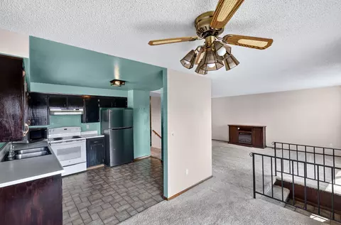 Living - 1927 E Hoffman Ave, Spokane, WA 99207 photo 6 of 6