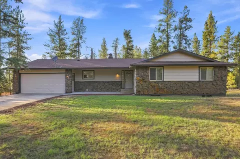 21808 W Bannock Ave, Medical Lake, WA 99022