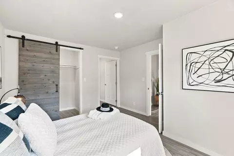 Bedroom - 913 E Longfellow Ave, Spokane, WA 99207 photo 3 of 3