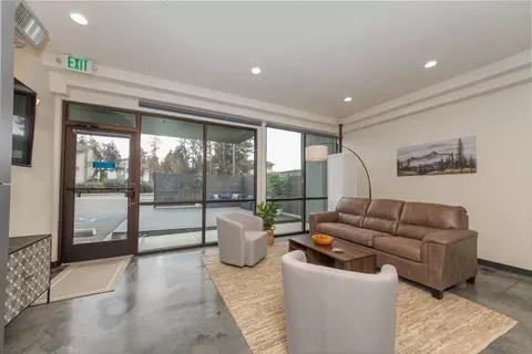 Living - 3003 E 30th Ave, Spokane, WA 99223 photo 1 of 4