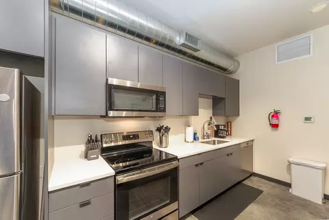 Kitchen - 3003 E 30th Ave, Spokane, WA 99223 photo 4 of 5