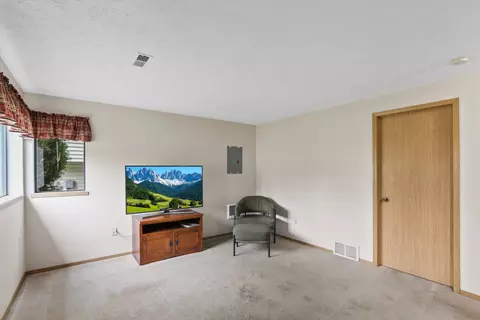 Other - 938 E Calkins Dr, Spokane, WA 99208 photo 4 of 7