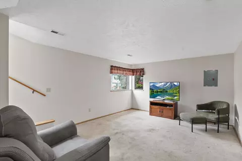 Living - 938 E Calkins Dr, Spokane, WA 99208 photo 3 of 3
