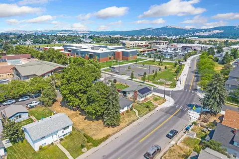 View/Area - 2423 Empire Ave, Spokane, WA 99207 photo 4 of 5