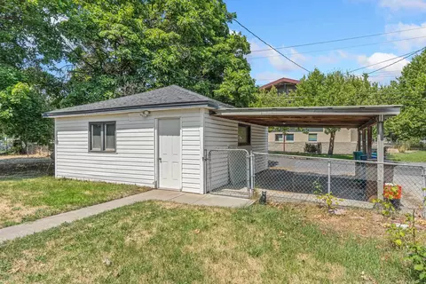 Exterior - 2423 Empire Ave, Spokane, WA 99207 photo 5 of 8