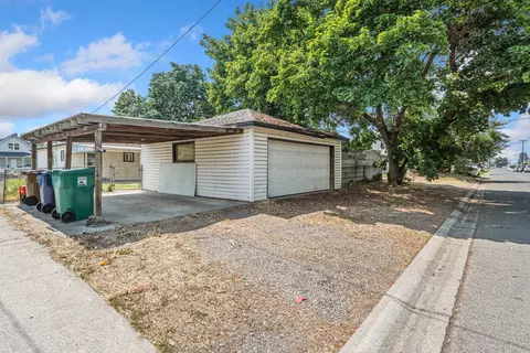 Exterior - 2423 Empire Ave, Spokane, WA 99207 photo 3 of 8