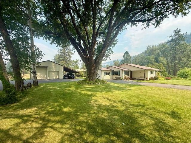 11 Wall St, Danville, WA 99121