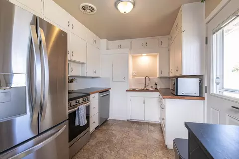 Kitchen - 1323 E Longfellow Ave, Spokane, WA 99207 photo 1 of 3