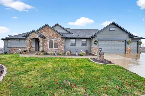 729 Montague Dr, Cheney, WA 99004