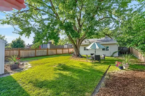 Exterior - 904 E Joseph Ave, Spokane, WA 99208 photo 11 of 14
