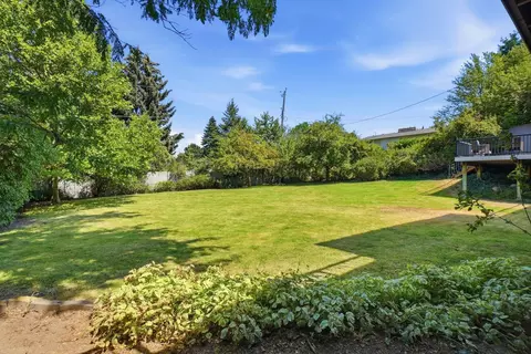 Exterior - 4509 E 56th Ave, Spokane, WA 99223 photo 10 of 12