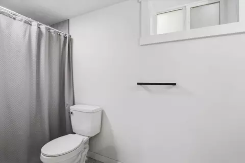 Bath - 3812 E 4th Ave, Spokane, WA 99202 photo 2 of 2