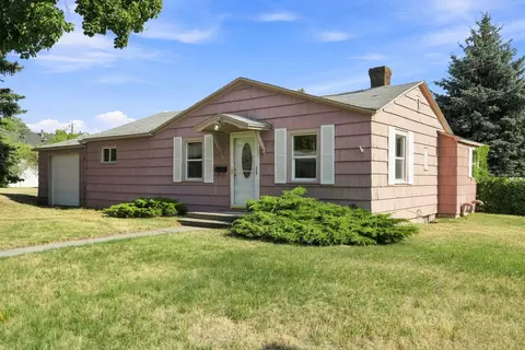 1129 W Bismark Ave, Spokane, WA 99205