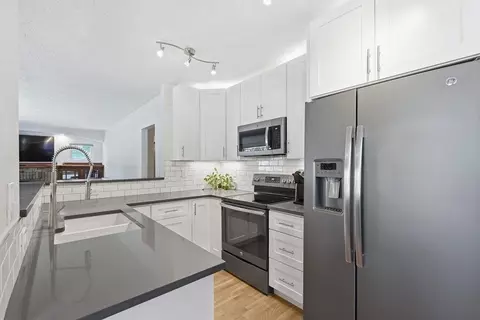 Kitchen - 13804 E 16th Ave, Spokane Valley, WA 99216 photo 1 of 7