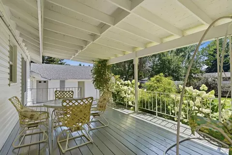 Exterior - 13804 E 16th Ave, Spokane Valley, WA 99216 photo 5 of 12