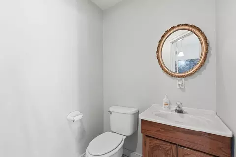 Bath - 13804 E 16th Ave, Spokane Valley, WA 99216 photo 5 of 5