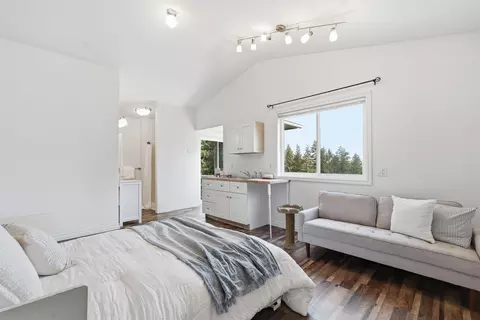 Bedroom - 3525 W Brant Rd, Colbert, WA 99005 photo 6 of 6