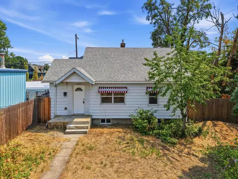 3924 N Madison St, Spokane, WA 99205