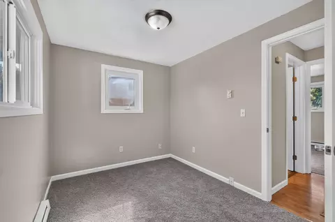 Bedroom - 914 E Dalke Ave, Spokane, WA 99208 photo 1 of 6
