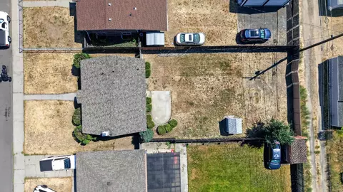 View/Area - 914 E Dalke Ave, Spokane, WA 99208 photo 2 of 4