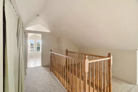 Entry Way - 1018 E Sharp Ave, Spokane, WA 99216 photo 1 of 1