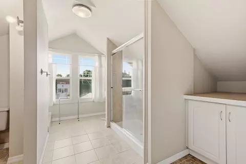 Bath - 1018 E Sharp Ave, Spokane, WA 99216 photo 2 of 2