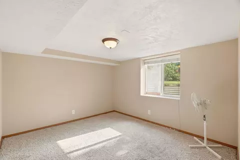 Bedroom - 1018 E Sharp Ave, Spokane, WA 99216 photo 2 of 2