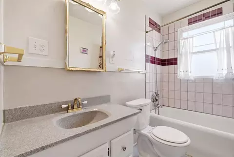 Bath - 1018 E Sharp Ave, Spokane, WA 99216 photo 1 of 2