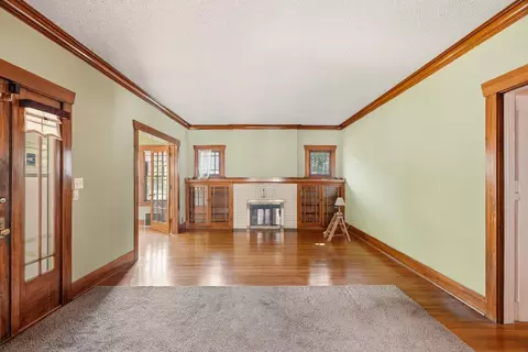 Living - 1018 E Sharp Ave, Spokane, WA 99216 photo 2 of 7