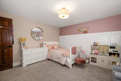 Bedroom - 2004 E 55th Ave, Spokane, WA 99223 photo 3 of 4